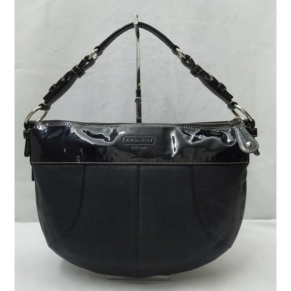 Coach Chelsea Black Leather Pocket Zipper Closure Hobo Shoulder Bag